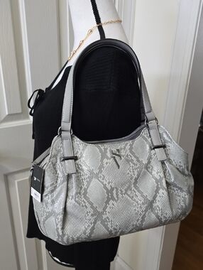 SIMPLY VERA VERAWANG WOMENS GRAY VEGAN LEATHER "SNAKESKIN" SATCHEL BAG CROSSBODY
